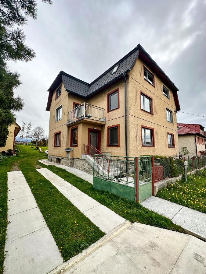 Guest House Privát Štrba Extérieur photo